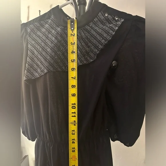 Late 1970s Vintage Doo-Dads Shirt Dress-Ruffle. Size 7/8 - Picture 2 of 6